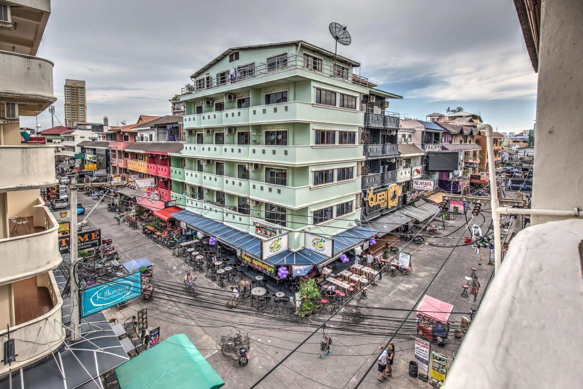 I Rovers Pattaya Esterno foto